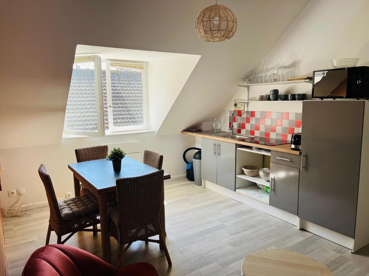 Appartement Cosy En Coeur De Vieille Ville บูโลญ-ซูร์-แมร์ ภายนอก รูปภาพ